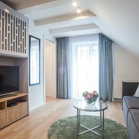 C4 Ceynowy Appartement *